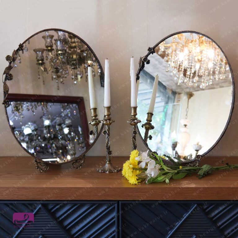 آینه و شمعدان برنجی طرح آنتیک مدل نارملا
